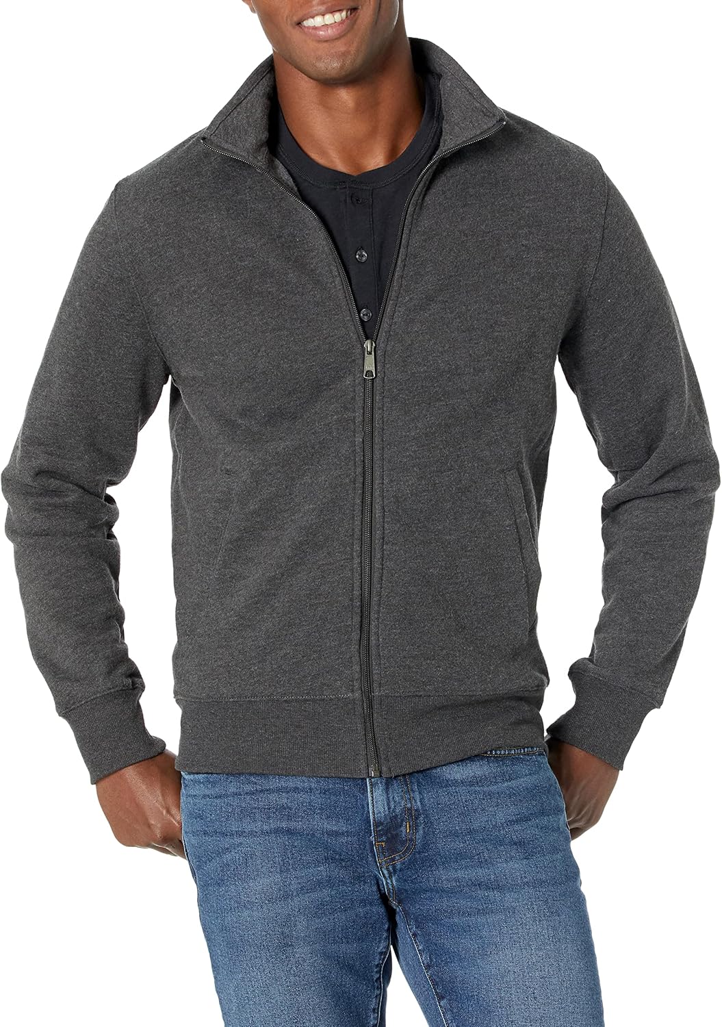 Amazon Essentials Men's Fleece Zip-Up Mock Neck Sweatshirt, Mid-weight, Regular Fit